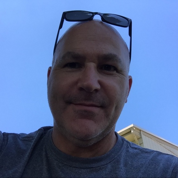 Meet your Posher, MJ - Picture 1 of 1